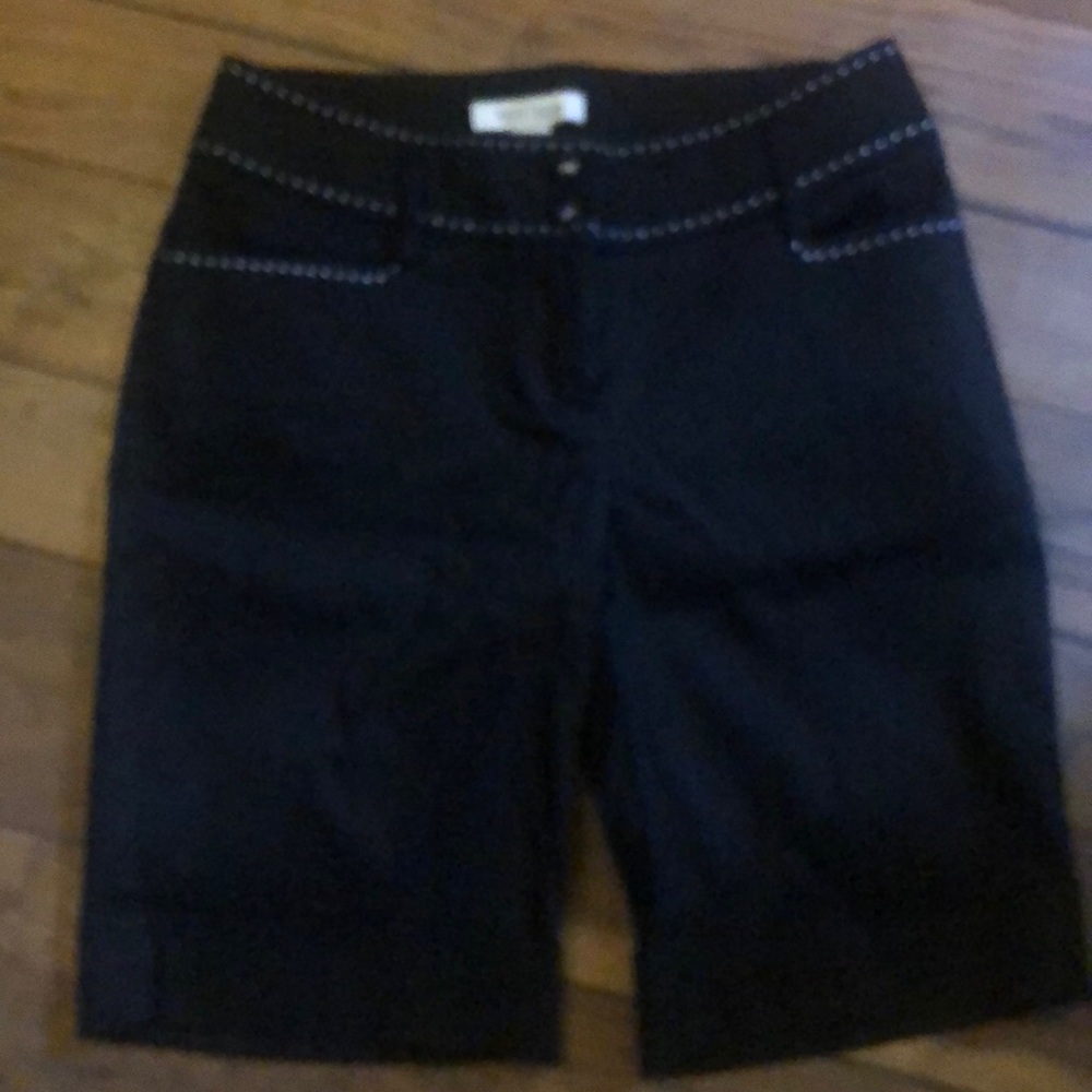 White House Black Market Shorts Sz 0